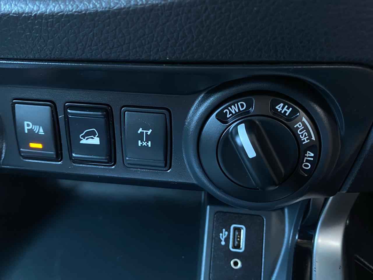 2020 Nissan Navara