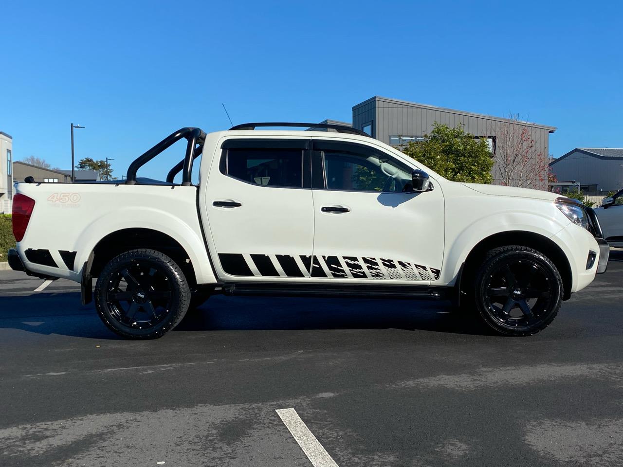 2020 Nissan Navara