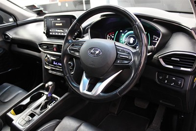 2019 Hyundai Santa Fe - Thumbnail