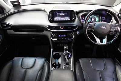 2019 Hyundai Santa Fe - Thumbnail