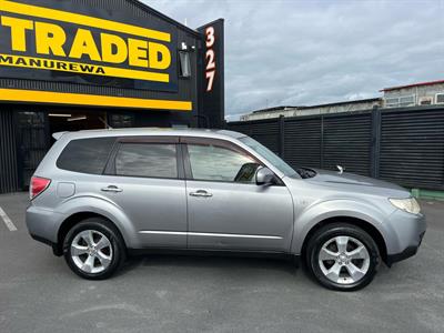 2010 Subaru FORESTER - Thumbnail