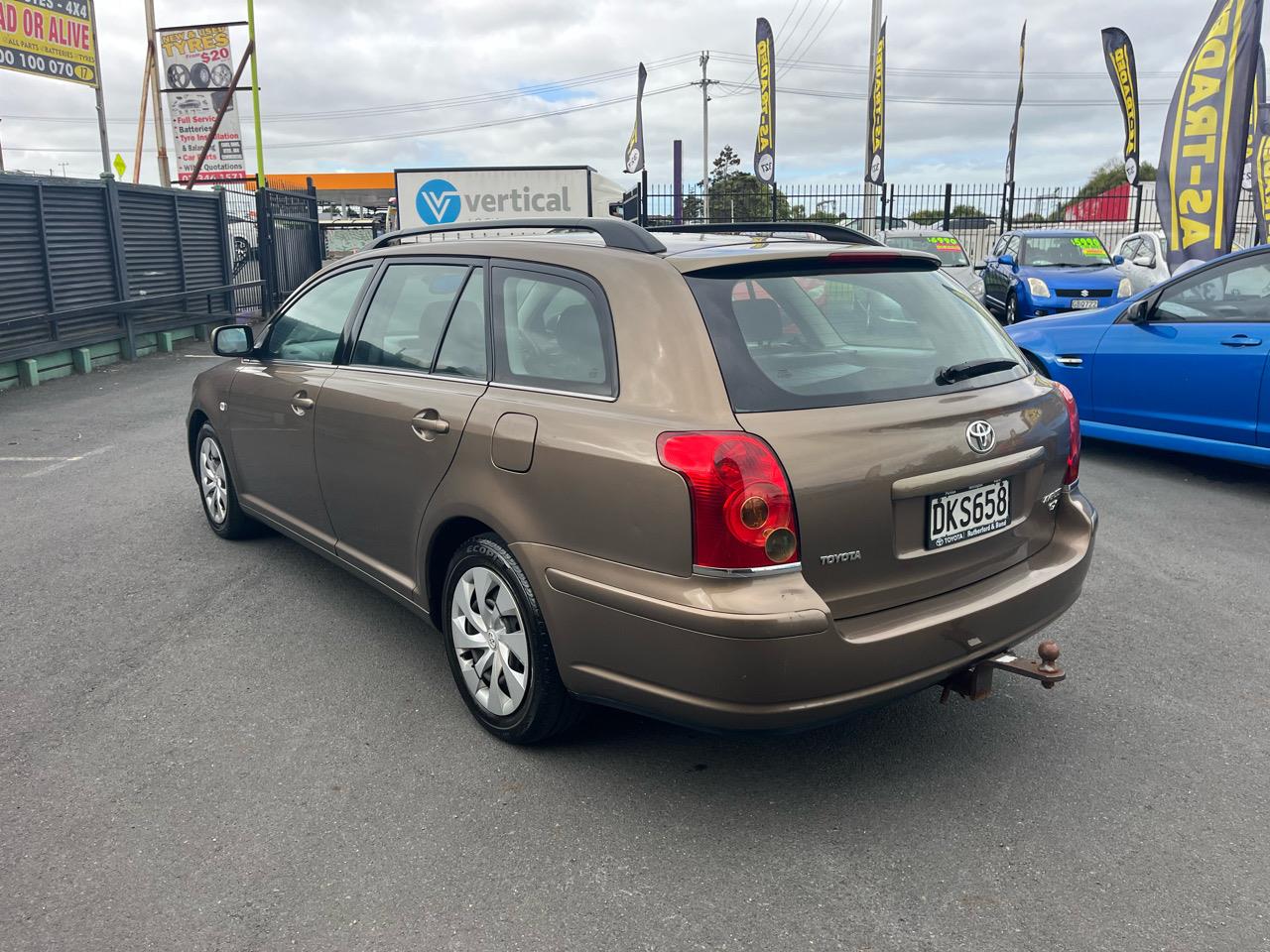 2006 Toyota AVENSIS
