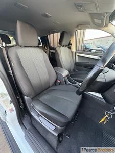 2017 Isuzu D-Max - Thumbnail