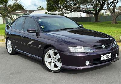 2004 Holden Commodore - Thumbnail