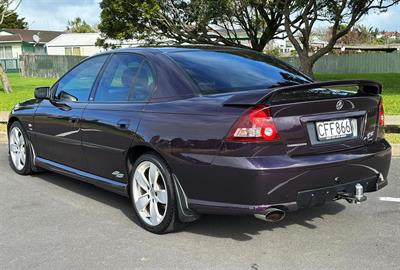 2004 Holden Commodore - Thumbnail