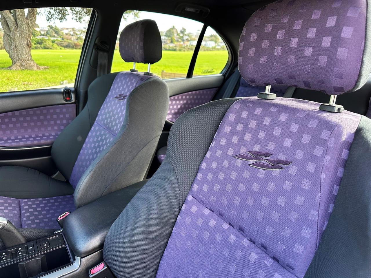 2004 Holden Commodore