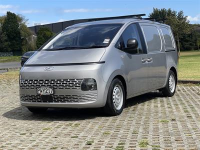 2023 Hyundai Staria Load - Thumbnail