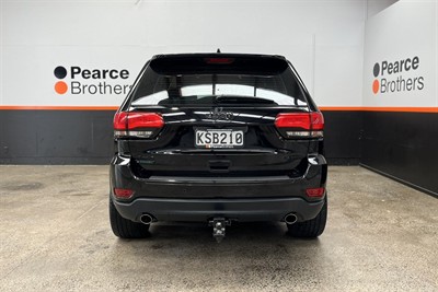 2017 Jeep Grand Cherokee - Thumbnail