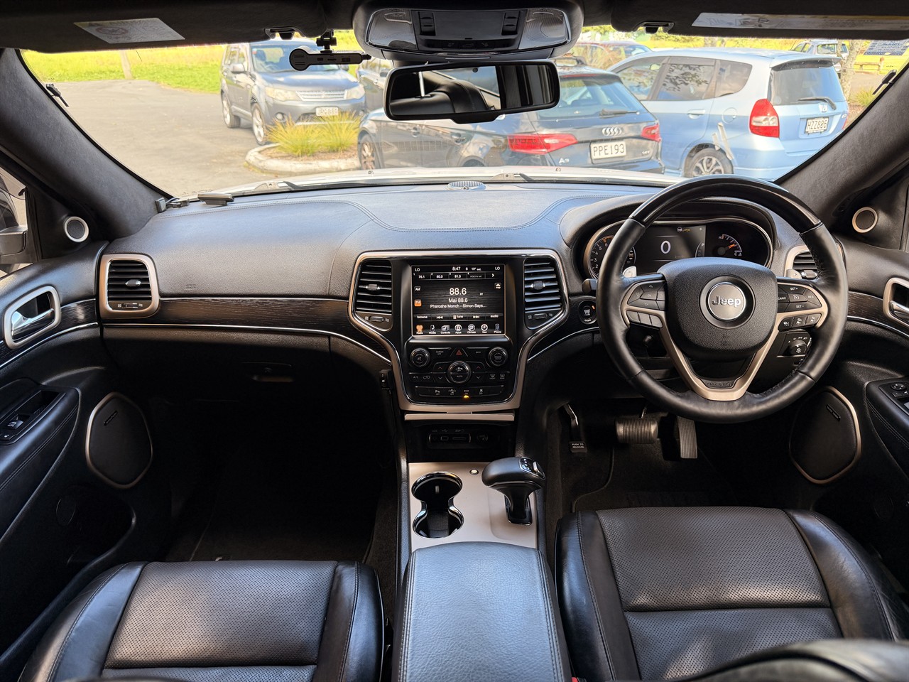 2015 Jeep GRAND CHEROKEE