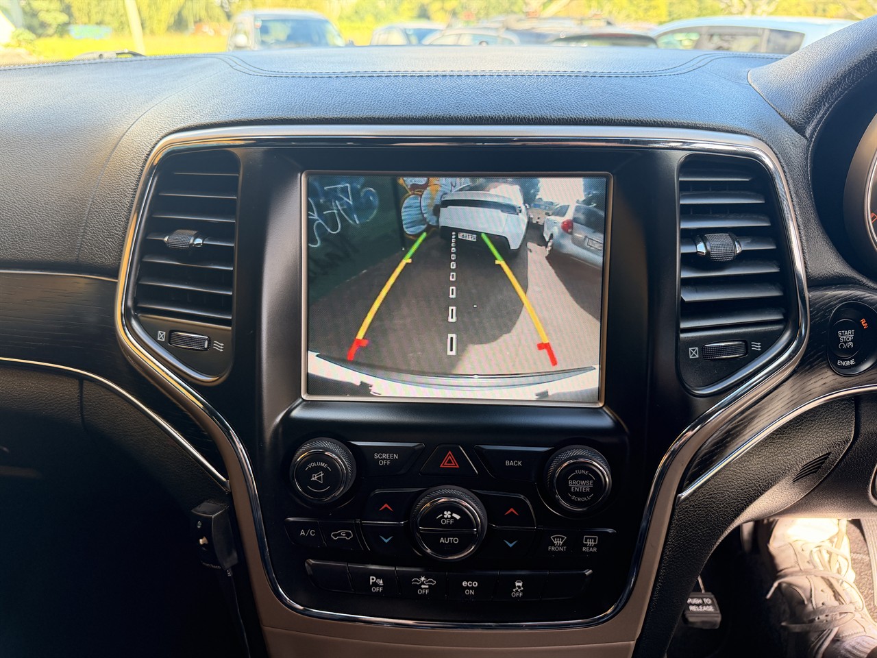 2015 Jeep GRAND CHEROKEE