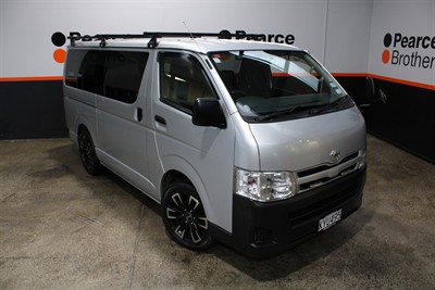 2013 Toyota Hiace - Thumbnail