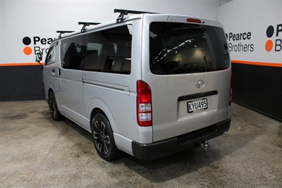 2013 Toyota Hiace - Thumbnail