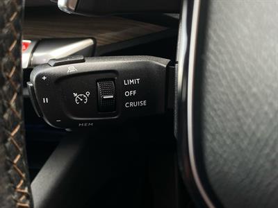 2022 Peugeot 3008 - Thumbnail