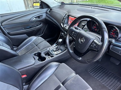 2017 Holden Commodore - Thumbnail
