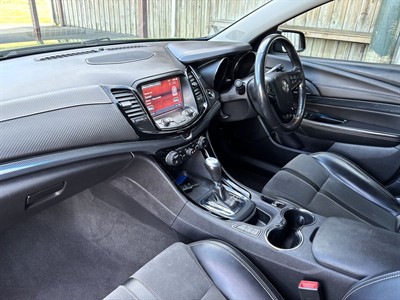 2017 Holden Commodore - Thumbnail