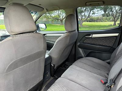 2016 Holden Colorado - Thumbnail