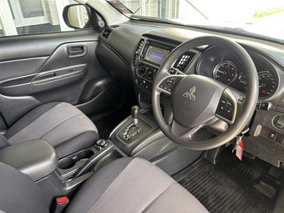 2020 Mitsubishi Triton - Thumbnail