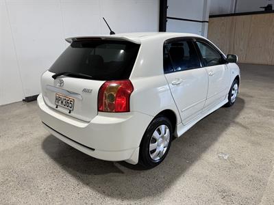 2004 Toyota Allex - Thumbnail