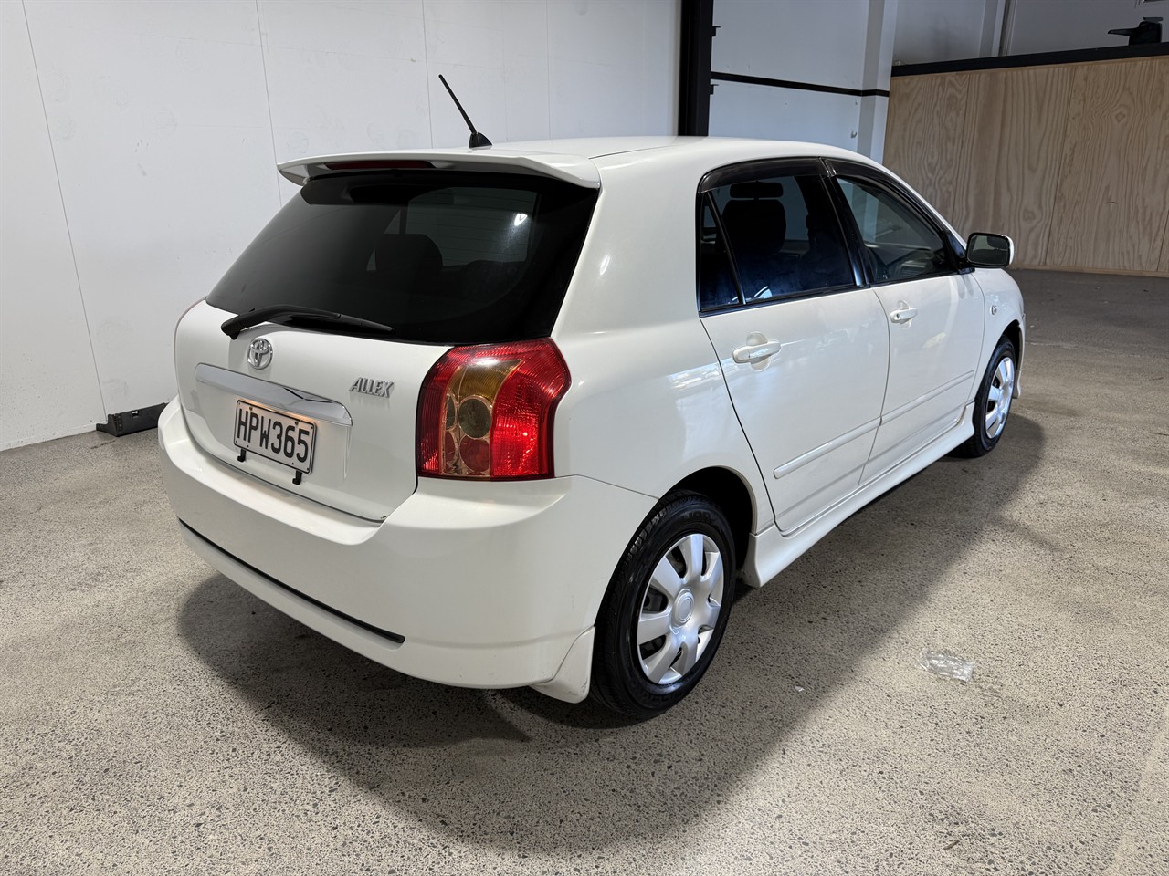 2004 Toyota Allex