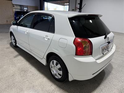 2004 Toyota Allex - Thumbnail