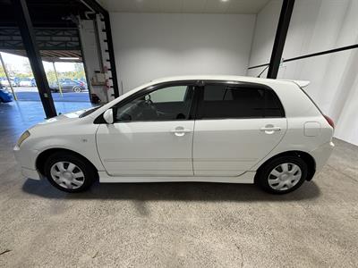 2004 Toyota Allex - Thumbnail