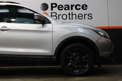 2015 Nissan Qashqai - Thumbnail