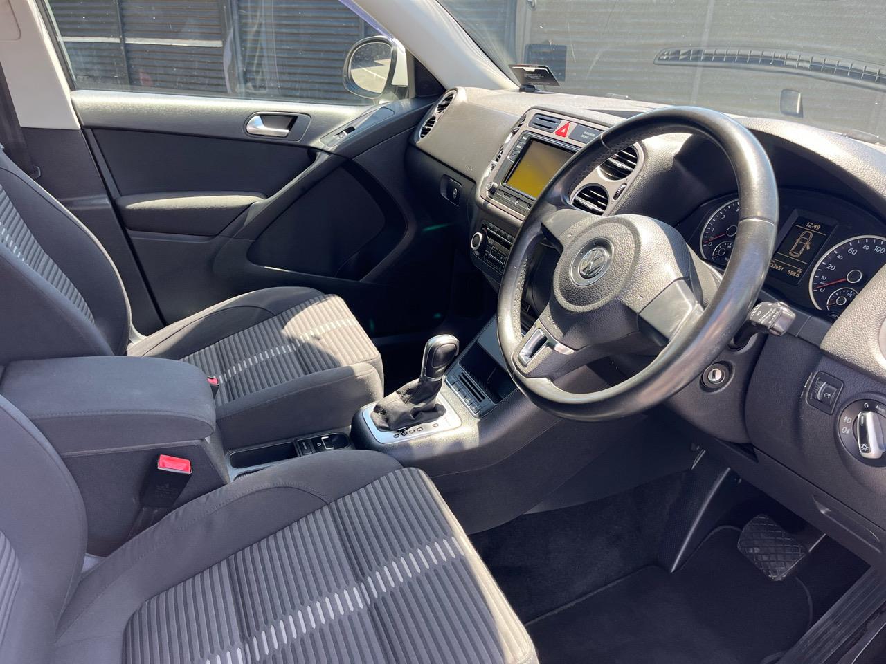 2011 Volkswagen TIGUAN