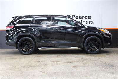 2014 Toyota HIGHLANDER - Thumbnail