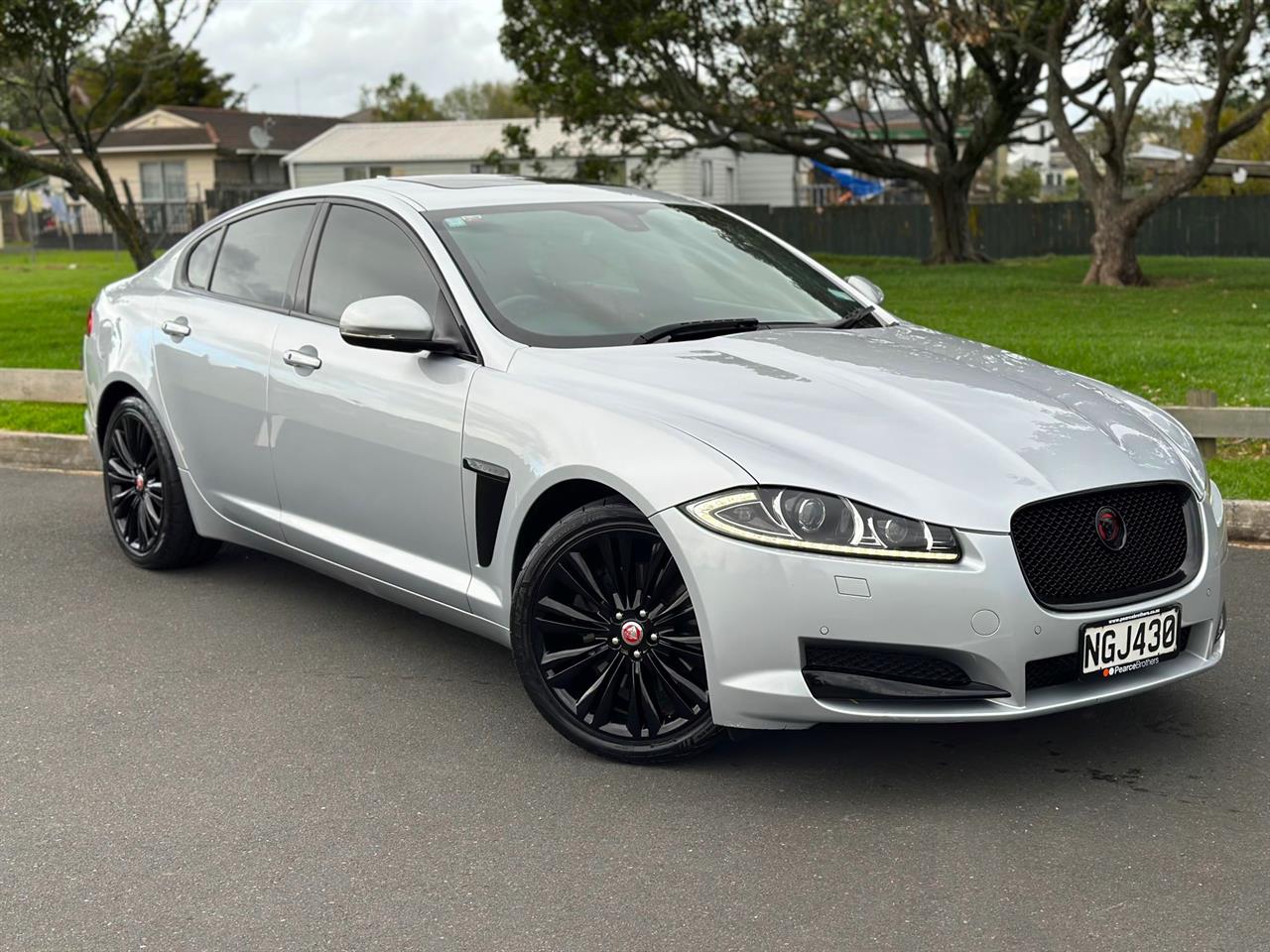 2017 Jaguar XF