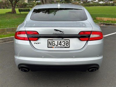 2017 Jaguar XF - Thumbnail