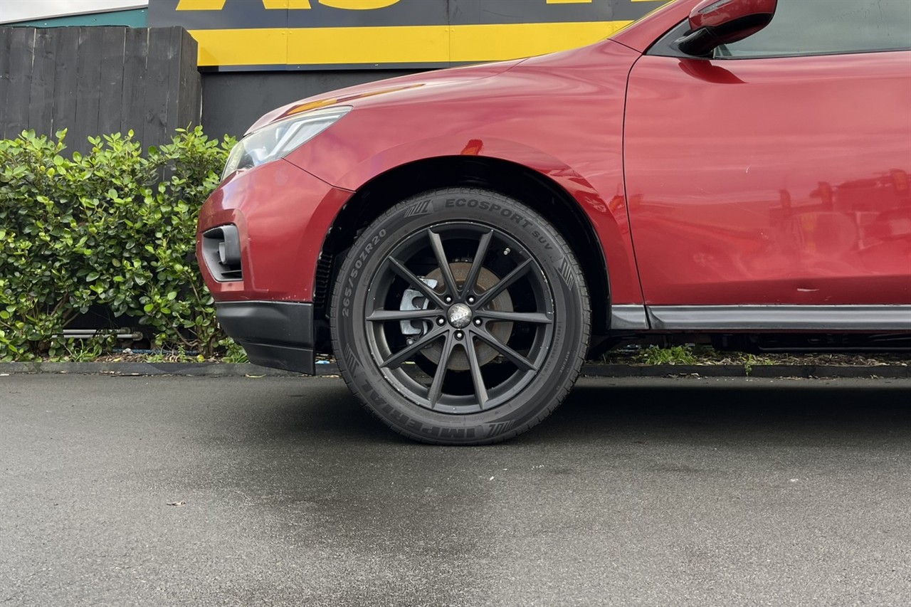 2017 Nissan Pathfinder