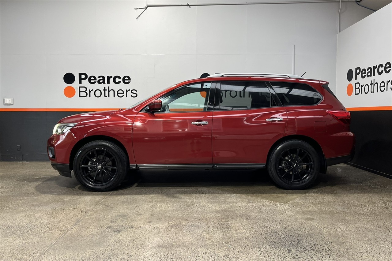 2017 Nissan Pathfinder