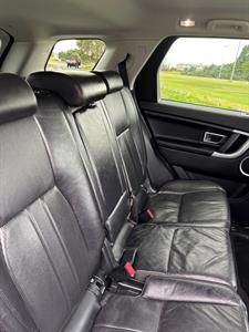 2017 Land Rover Discovery Sport - Thumbnail