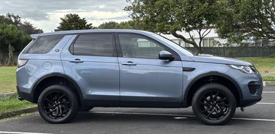 2017 Land Rover Discovery Sport - Thumbnail