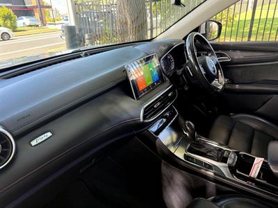 2022 MG HS - Thumbnail