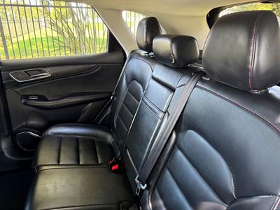 2022 MG HS - Thumbnail