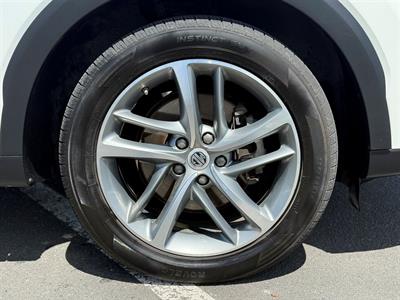 2022 MG HS - Thumbnail