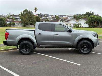 2021 Nissan Navara - Thumbnail