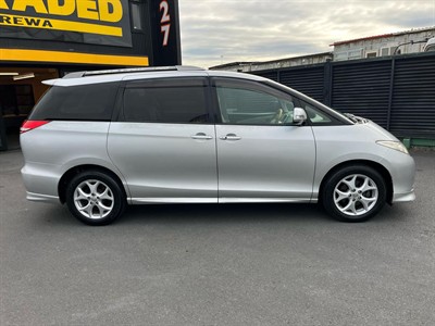 2006 Toyota Estima - Thumbnail