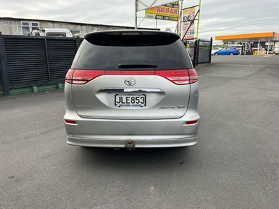 2006 Toyota Estima - Thumbnail