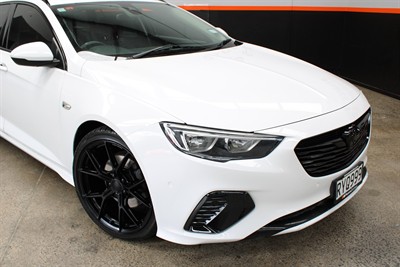 2018 Holden Commodore - Thumbnail