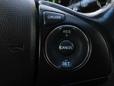 2015 Honda Vezel - Thumbnail