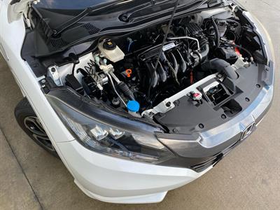 2015 Honda Vezel - Thumbnail