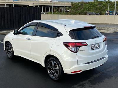 2015 Honda Vezel - Thumbnail