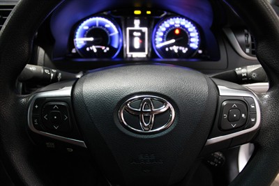 2015 Toyota Camry - Thumbnail