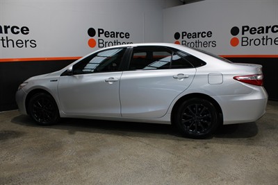 2015 Toyota Camry - Thumbnail