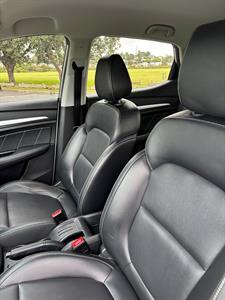 2022 MG ZS - Thumbnail