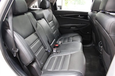 2018 Kia Sorento - Thumbnail