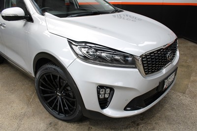 2018 Kia Sorento - Thumbnail