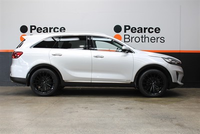 2018 Kia Sorento - Thumbnail